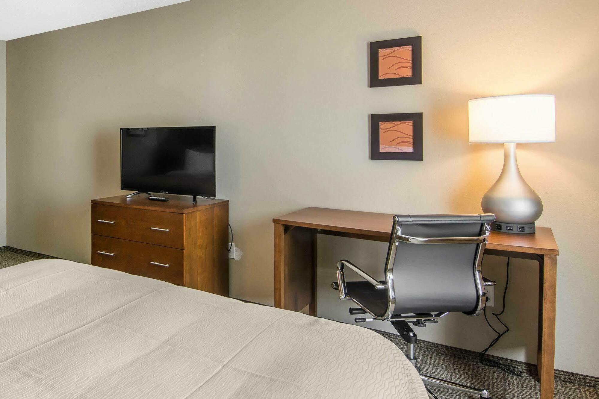 Comfort Inn South Chesterfield - Колониал-Хайтс Экстерьер фото